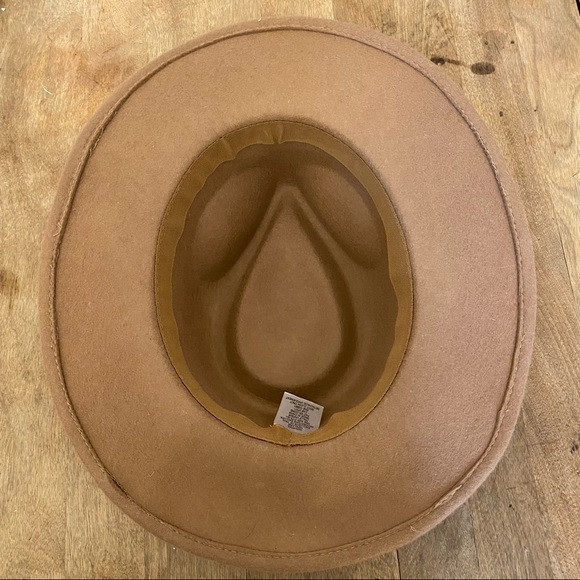 Fall Wool Hat 🍂 - Picture 7 of 8